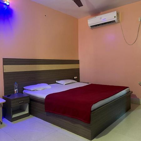 Nityananda Inn بوري المظهر الخارجي الصورة